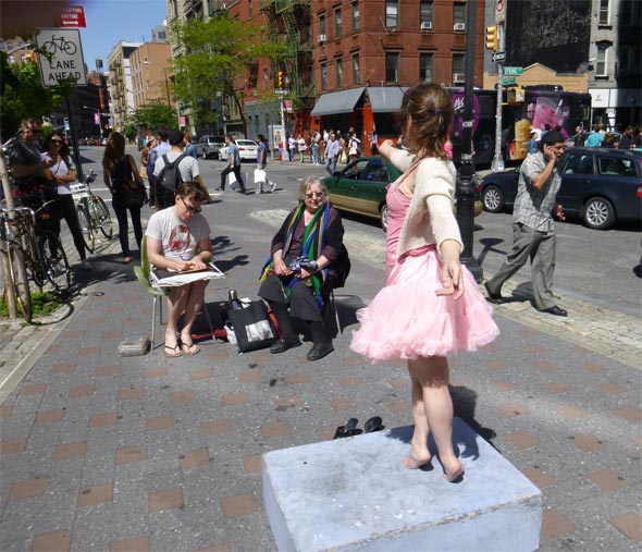 Minerva, Model (Elizabeth Hellman), and Artist Demonstrate in Petrosino Square Plaza