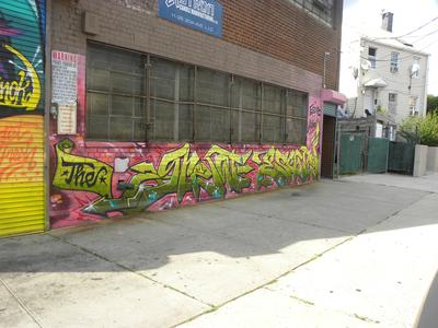 (Street Art, Astoria 2014-15)